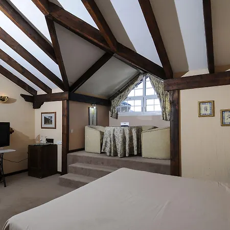 Ghm Monachil מלון