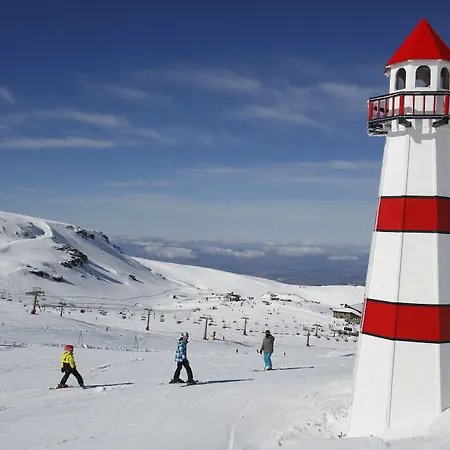 Ghm Monachil מלון